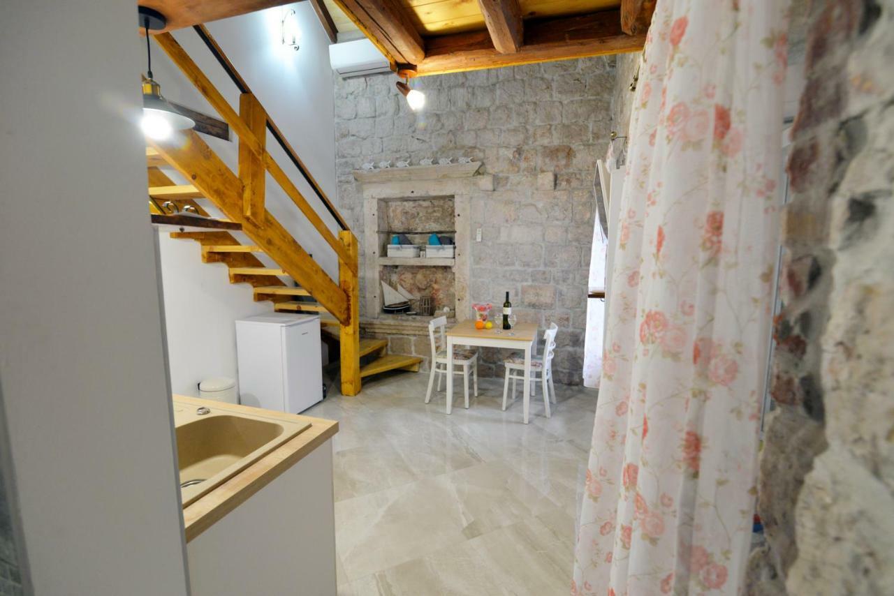 Apartments D&N Вис Экстерьер фото